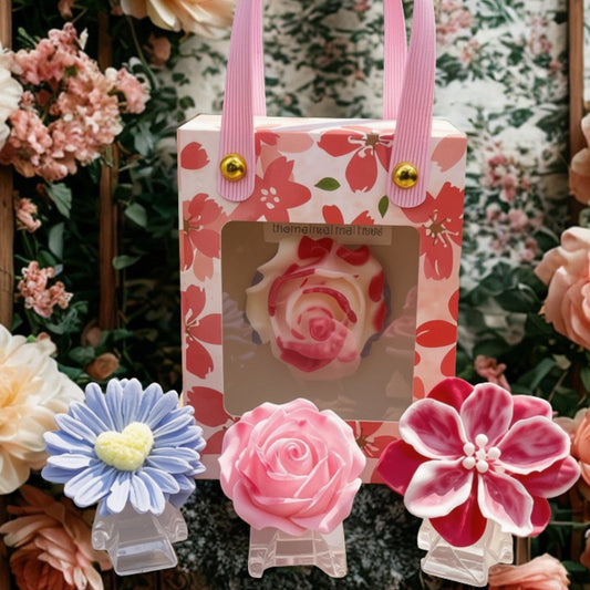 FLOWERS GIFT BOX